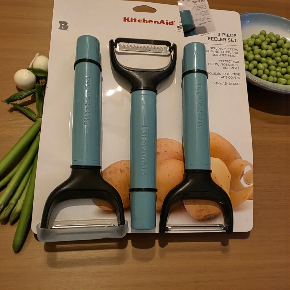 KitchenAid 3-Piece Peeler Set in Aqua